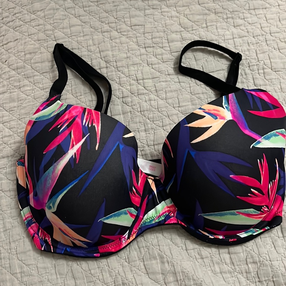 PINK Victoria’s Secret Tropical/Floral print bra